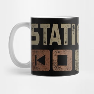 Static Dress Control Button Mug